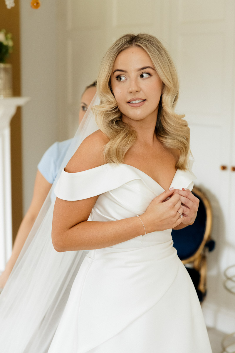 A beautiful Colshaw Hall wedding in Cheshire, captured by ER Photography. Relaxed, natural wedding photography of Millie & Luke’s celebration at Colshaw Hall.