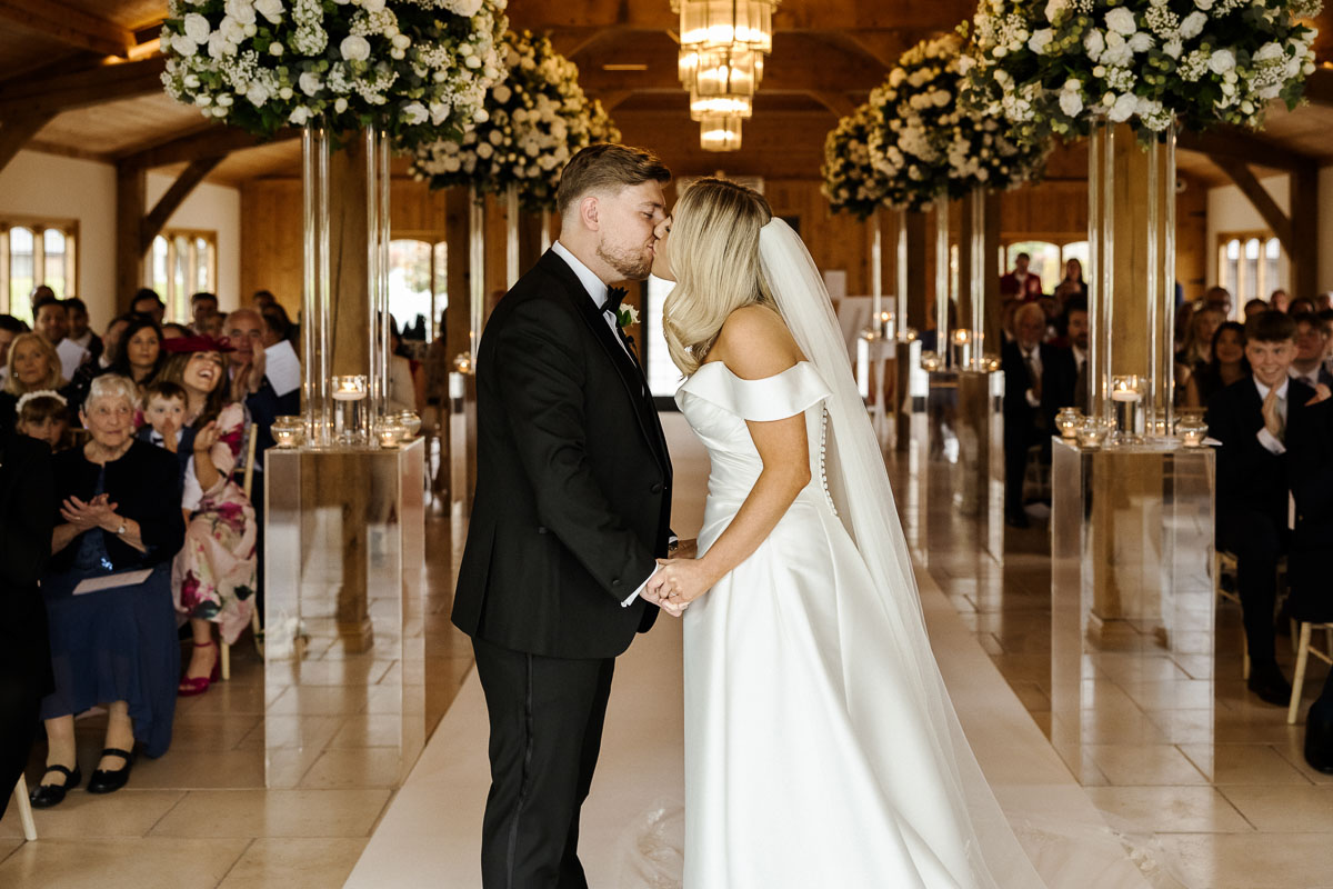 A beautiful Colshaw Hall wedding in Cheshire, captured by ER Photography. Relaxed, natural wedding photography of Millie & Luke’s celebration at Colshaw Hall.