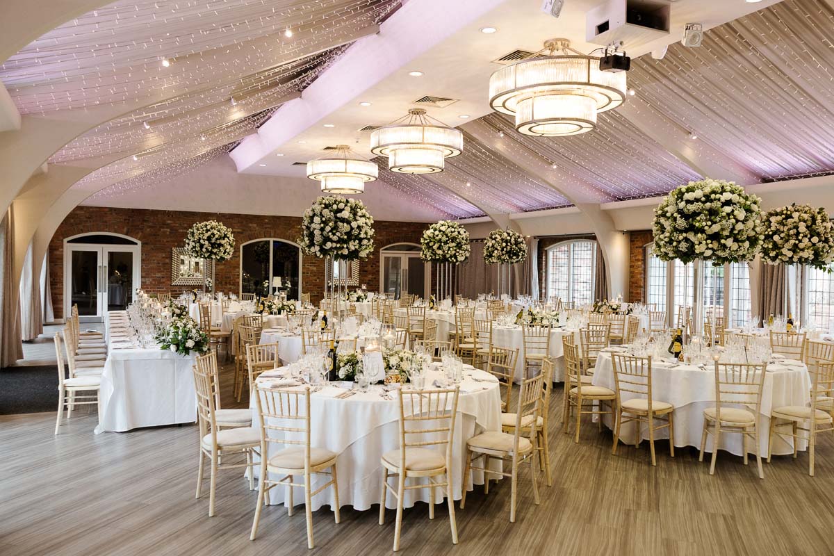 A beautiful Colshaw Hall wedding in Cheshire, captured by ER Photography. Relaxed, natural wedding photography of Millie & Luke’s celebration at Colshaw Hall.