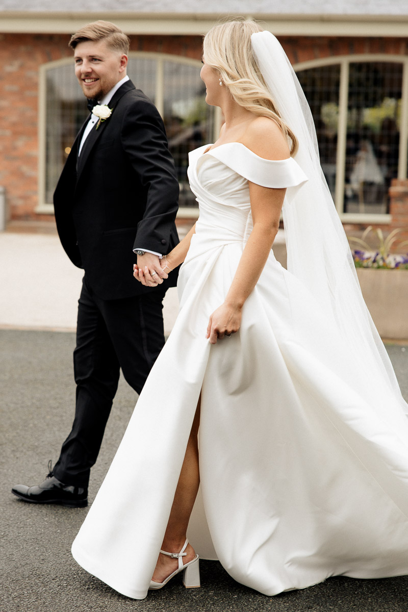 A beautiful Colshaw Hall wedding in Cheshire, captured by ER Photography. Relaxed, natural wedding photography of Millie & Luke’s celebration at Colshaw Hall.